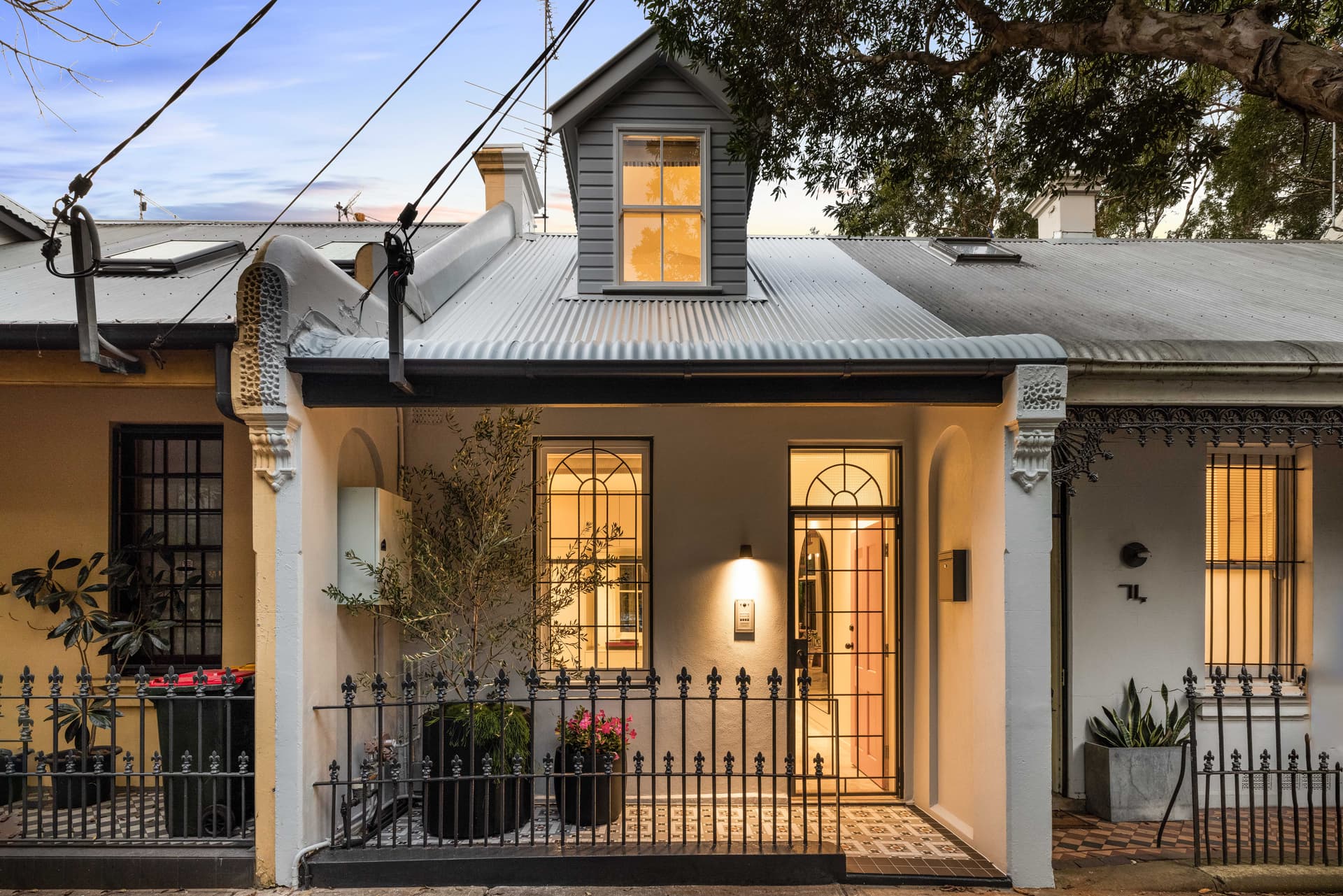 76 Boronia Street, Redfern NSW