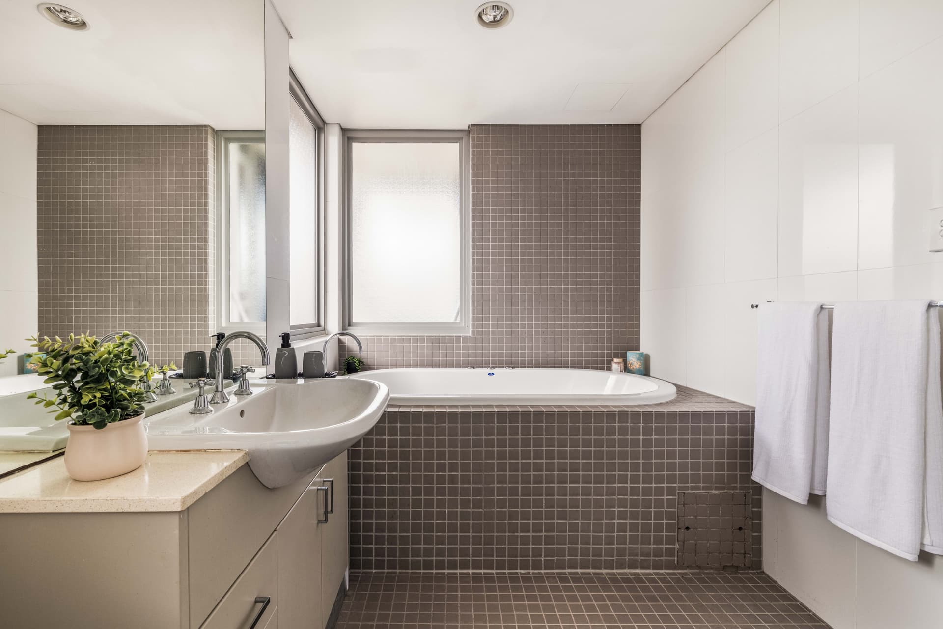 601/14-18 Darling Street, Kensington NSW