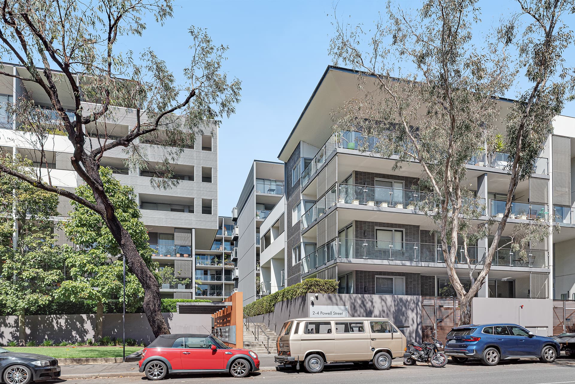 225/2-4 Powell Street, Waterloo NSW