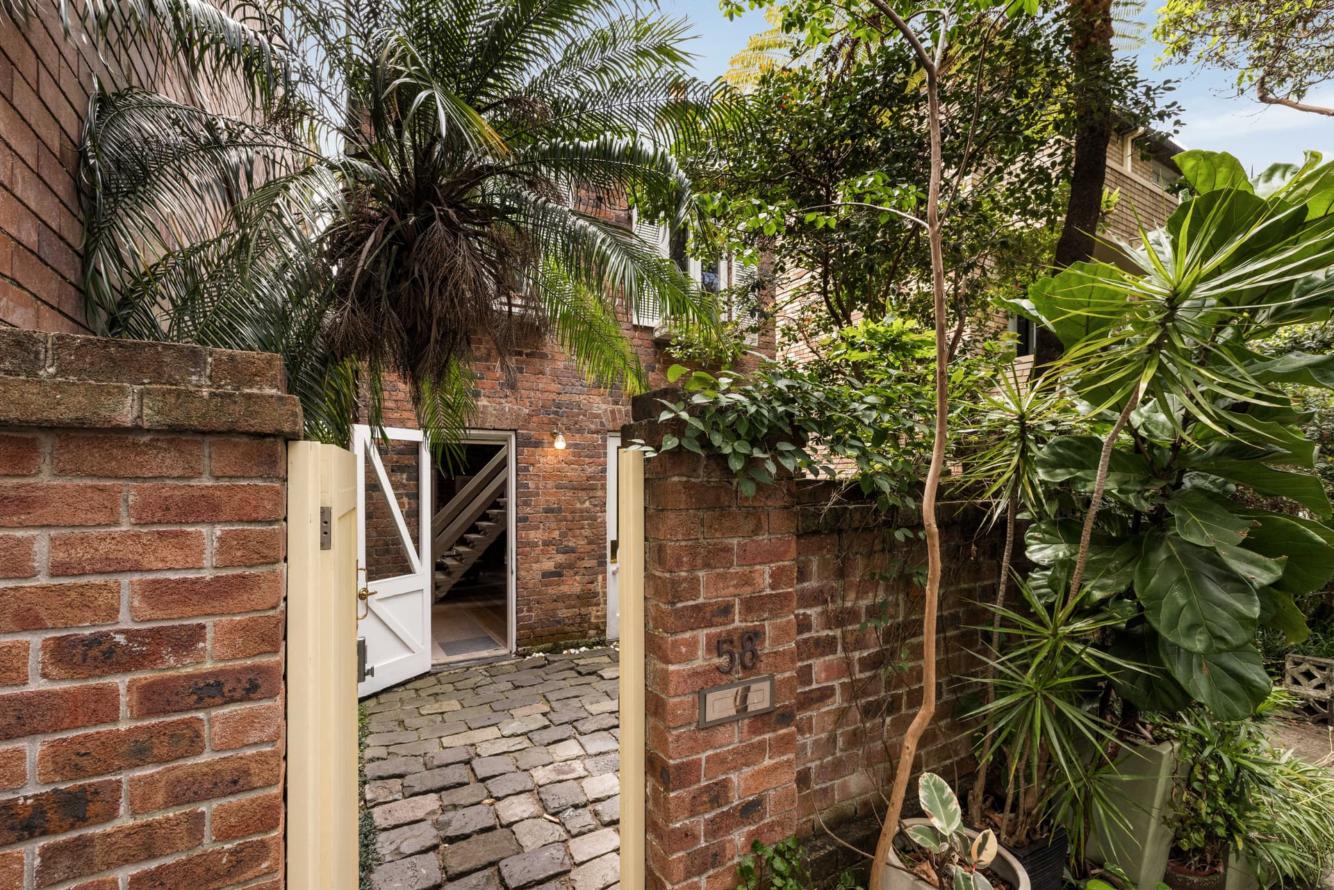 58 Arthur Street, Surry Hills NSW
