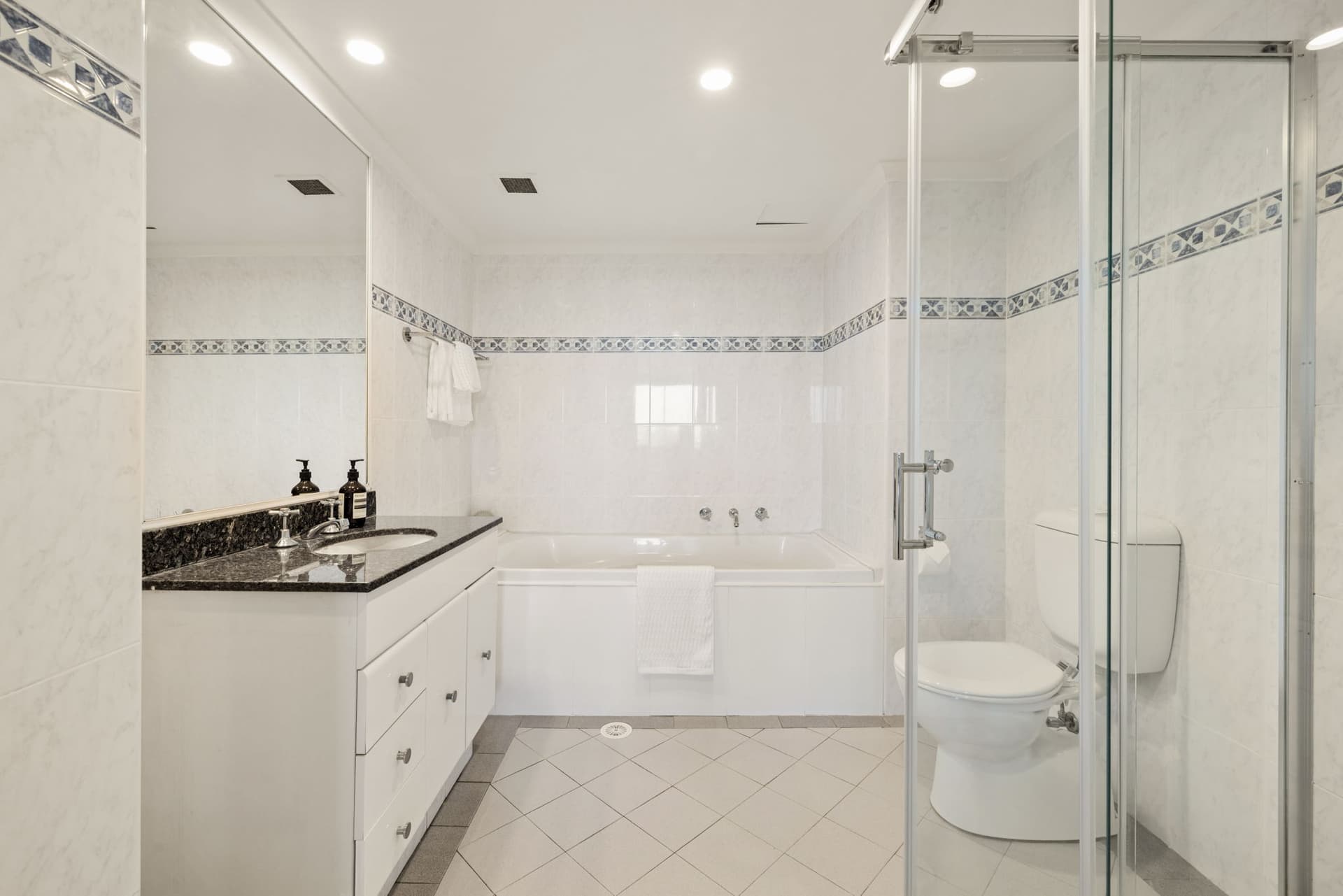 241/83-93 Dalmeny Avenue, Rosebery NSW