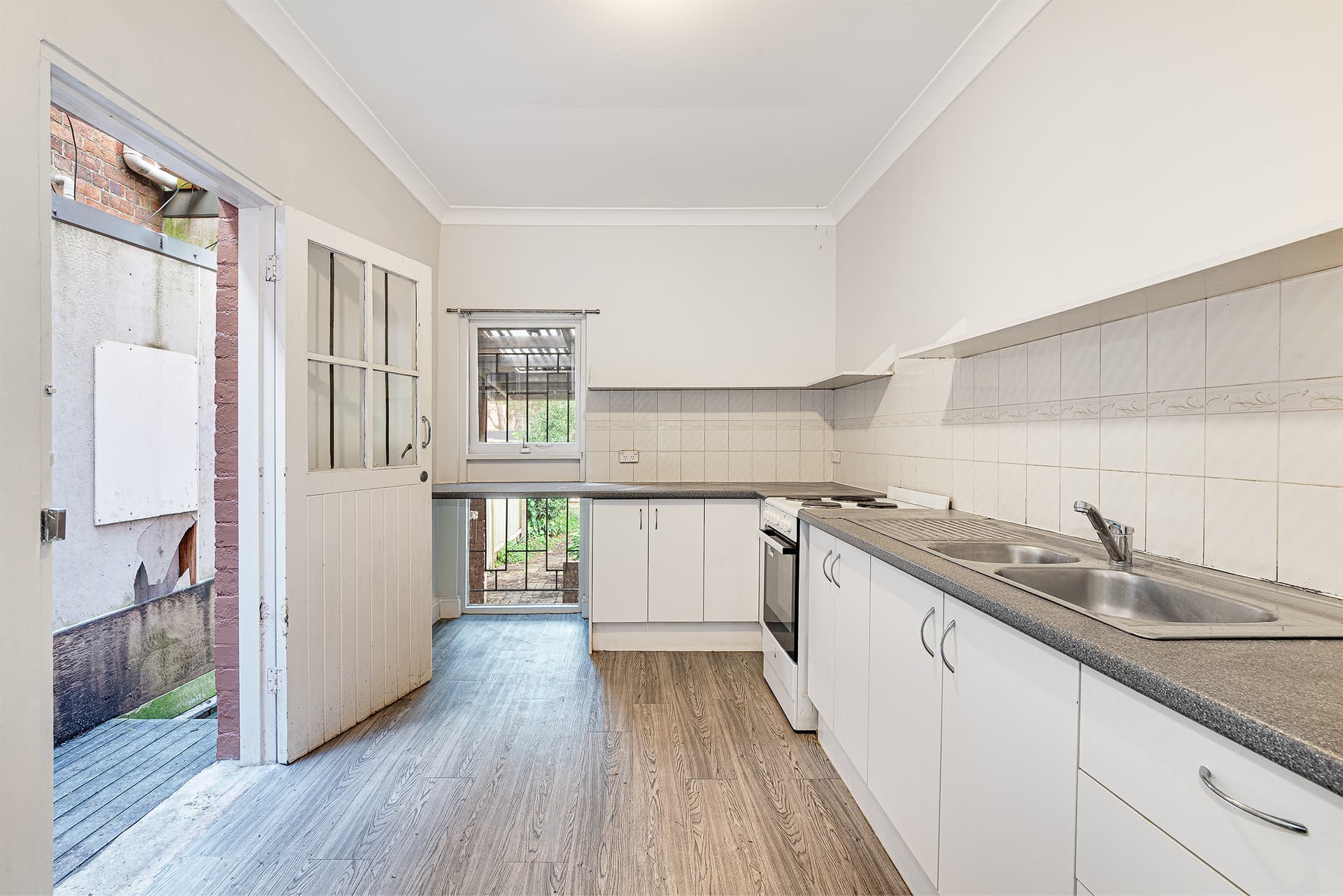 42 Calder Road, Darlington NSW