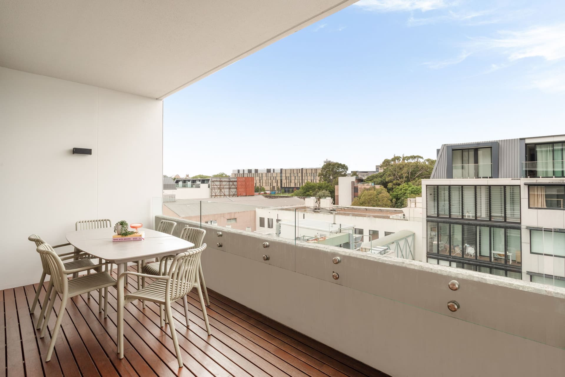 606D/30 Barr Street, Camperdown NSW