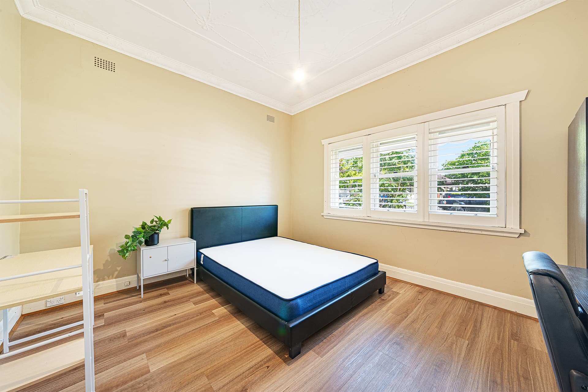 61 Mooramie Avenue, Kensington NSW
